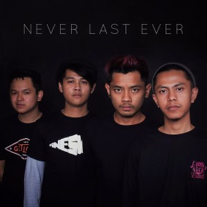 Dengarkan Biarlah Hilang (RIP) lagu dari Never Last Ever dengan lirik