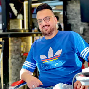 收听حمو بيكا و مودي امين的دبابه بشريه歌词歌曲