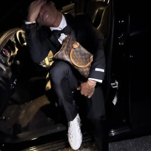 收聽Subi的Apology歌詞歌曲