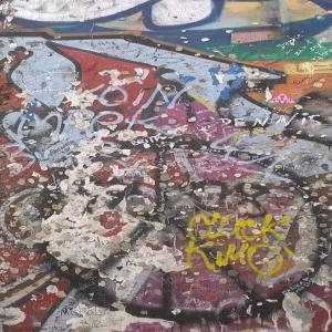 收聽Those Stone People的What Time is It?歌詞歌曲