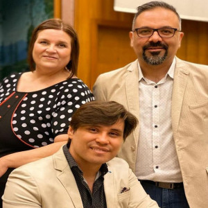 Dengarkan lagu Cristo Siempre Es Fiel nyanyian Rodolfo Vasquez dengan lirik