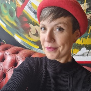 ดาวน์โหลดและฟังเพลง Let Go (feat. Julian Littman) พร้อมเนื้อเพลงจาก Moo