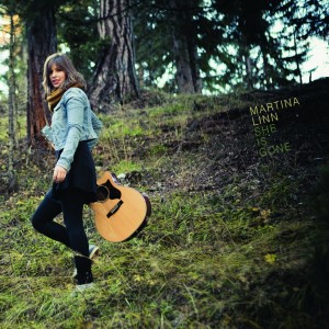 Dengarkan lagu She Is Gone (其他) nyanyian Martina Linn dengan lirik