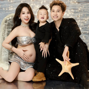 Dengarkan Vợ Là Nơi Dừng Chân lagu dari Chu Bin dengan lirik