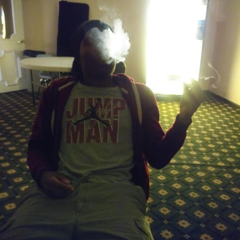 No Luv 4 Thugs Remix (Explicit)