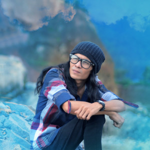 Listen to Ku Ingin Kau Bersanding song with lyrics from Junaidi Alfan