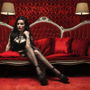 ดาวน์โหลดและฟังเพลง Sinematic (Acoustic Version|Explicit) พร้อมเนื้อเพลงจาก Motionless In White