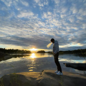 default playlist img