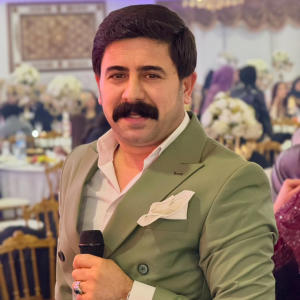 收聽Hozan Reşo的Muhteşem Tadımlık Halay歌詞歌曲