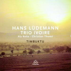 ดาวน์โหลดและฟังเพลง Love Confessions พร้อมเนื้อเพลงจาก Hans Lüdemann Trio Ivoire