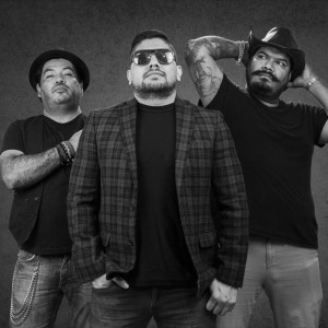 收聽Los Fabulosos 30s的Mi Tesoro歌詞歌曲