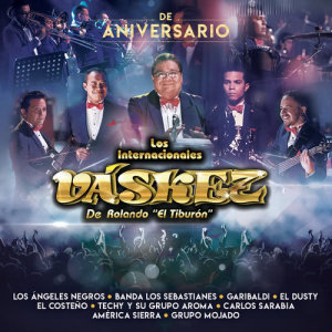 收聽Los Internacionales Váskez De Rolando "El Tiburón"的Cumbia Del Mercado歌詞歌曲