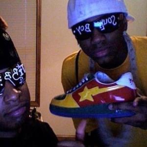 收聽YoungFlow的Make The Cut (feat. EEKAY!) (Explicit)歌詞歌曲