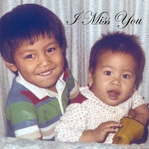 收聽Nengah Krisnarini的I Miss You歌詞歌曲