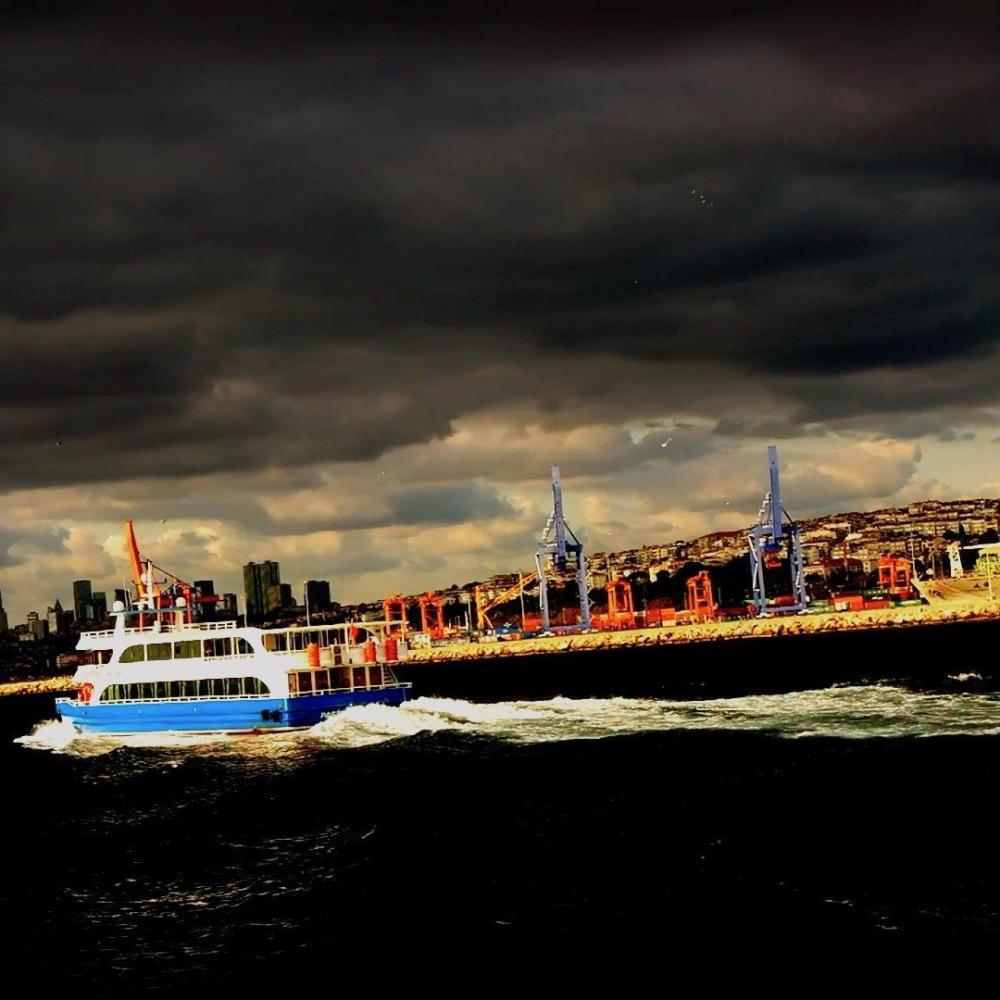 Bosphorus Waves (feat. Murat Sayın)