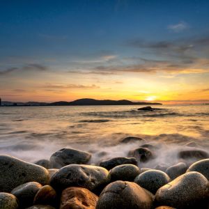 Dengarkan Nighttime Peace lagu dari Relaxing Sleep Music dengan lirik