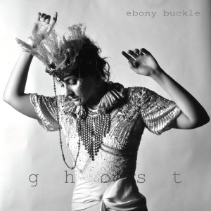 收听Ebony Buckle的Ghost歌词歌曲