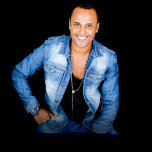 Listen to 2 Minutos song with lyrics from Kadu Silva Oficial