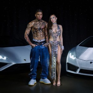收听Raquel的LA LA LA歌词歌曲