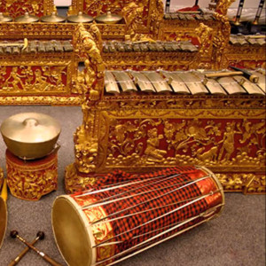 收聽I Wayan Sinti的Tabuh Telu Lelambatan Lokaria歌詞歌曲