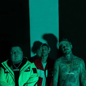 收听Hunter Bentley的For the First Time (Explicit)歌词歌曲