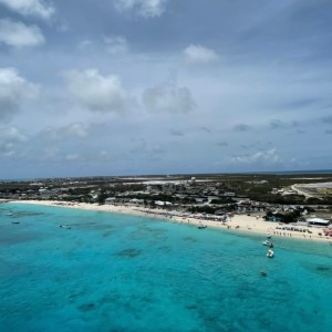 收聽Unitus的Cantsaveher (Explicit)歌詞歌曲