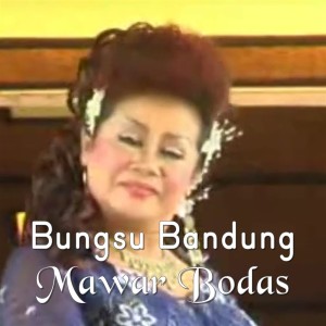 Dengarkan Mawar Bodas lagu dari bungsu bandung dengan lirik