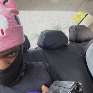 ดาวน์โหลดและฟังเพลง No handouts - make it quick (Explicit) พร้อมเนื้อเพลงจาก No Handouts