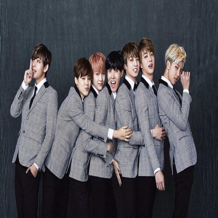 네시 (4 O'CLOCK)