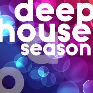Dengarkan lagu Autumn Trees (Sound of Mandragora Mix) nyanyian Alexis Cyprus dengan lirik