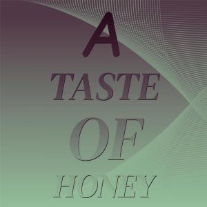 Dengarkan Tee Nah Nah lagu dari Smiley Lewsis dengan lirik