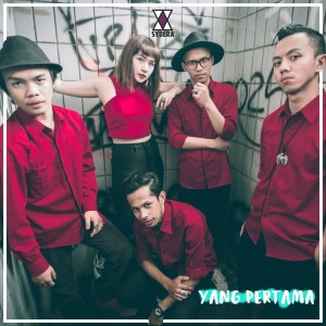Dengarkan Yang Pertama lagu dari Sydera dengan lirik