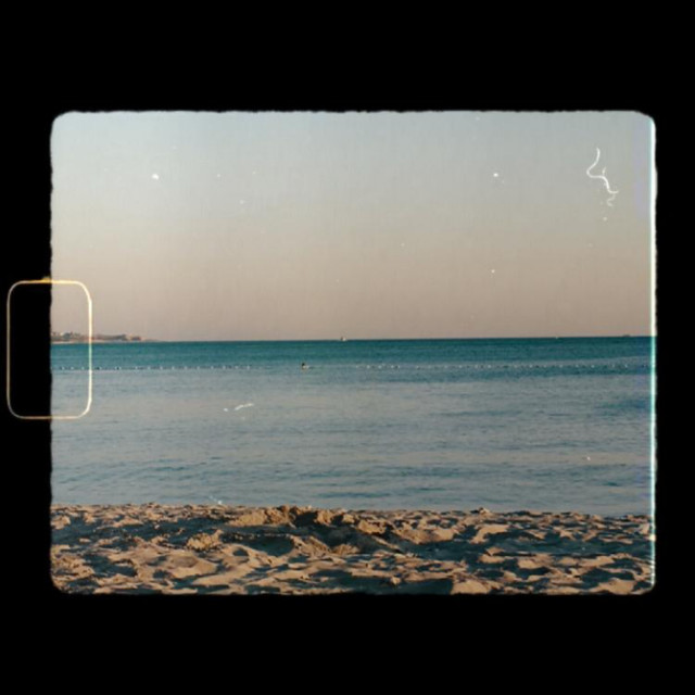 ดาวน์โหลดและฟังเพลง BENİ NEDEN GÖRMEDİN พร้อมเนื้อเพลงจาก Sali