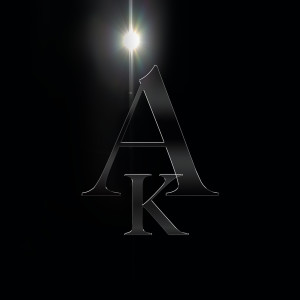收听Akeru的Too Late歌词歌曲