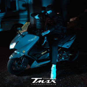 Dengarkan lagu T-MAX nyanyian Trankilo dengan lirik