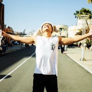 Listen to Watch me! song with lyrics from ADEN 王淯腾