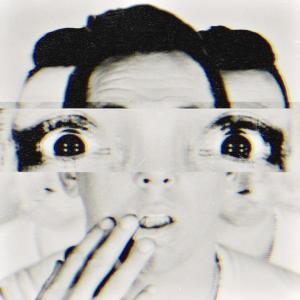 收听MONA的What’s Real? (Idchyf)歌词歌曲