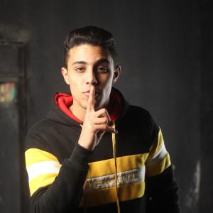 Listen to Ah Ya Alby song with lyrics from 7l2olo