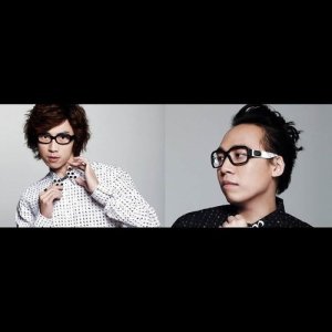 Listen to Quan Min Ge Pai song with lyrics from Group Star