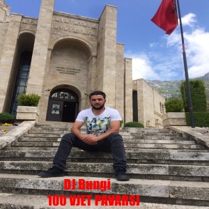 Listen to Shoqet Tua song with lyrics from DJ Bungi
