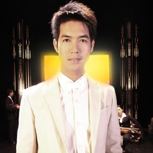 ดาวน์โหลดและฟังเพลง หยาดเพชร (เพลงประกอบภาพยนตร์โฆษณา มิสทีน) พร้อมเนื้อเพลงจาก เวียร์ ศุกลวัฒน์