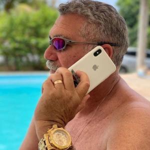 收聽DJ MT DE ARACRUZ的MTG (JOGA NO COROA, CALMA VIDA TÁ DE BOA)歌詞歌曲