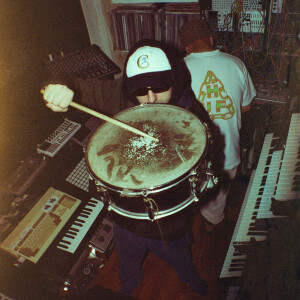 default playlist img