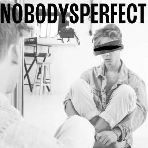 Paul的专辑NOBODYS PERFECT