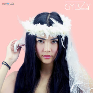 ดาวน์โหลดและฟังเพลง รอเธอมา... (Marry Me) พร้อมเนื้อเพลงจาก Gybzy