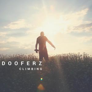 收听Dooferz的Leave Me Alone歌词歌曲