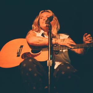 ดาวน์โหลดและฟังเพลง nothing lasts forever (Explicit) พร้อมเนื้อเพลงจาก Lauren Sanderson