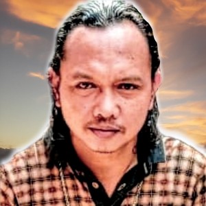 收聽Gimotius Zachawerus的Kasih Setia Mu歌詞歌曲