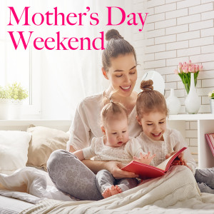 Dengarkan lagu St Bernard Waltz nyanyian Victor Silvester & His Ballroom Orchestra dengan lirik