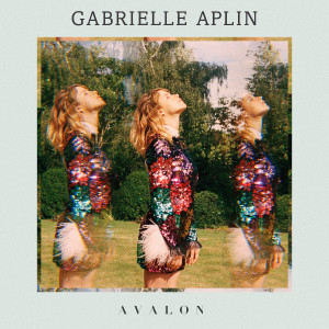 Dengarkan Waking up Slow lagu dari Gabrielle Aplin dengan lirik